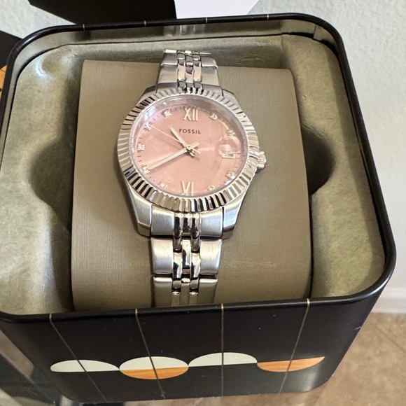 Fossil Silver Watch with Pink Dial - Picture 4 of 7